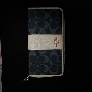 Coach Wallet!